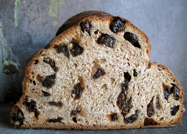raisin-challah-002-small